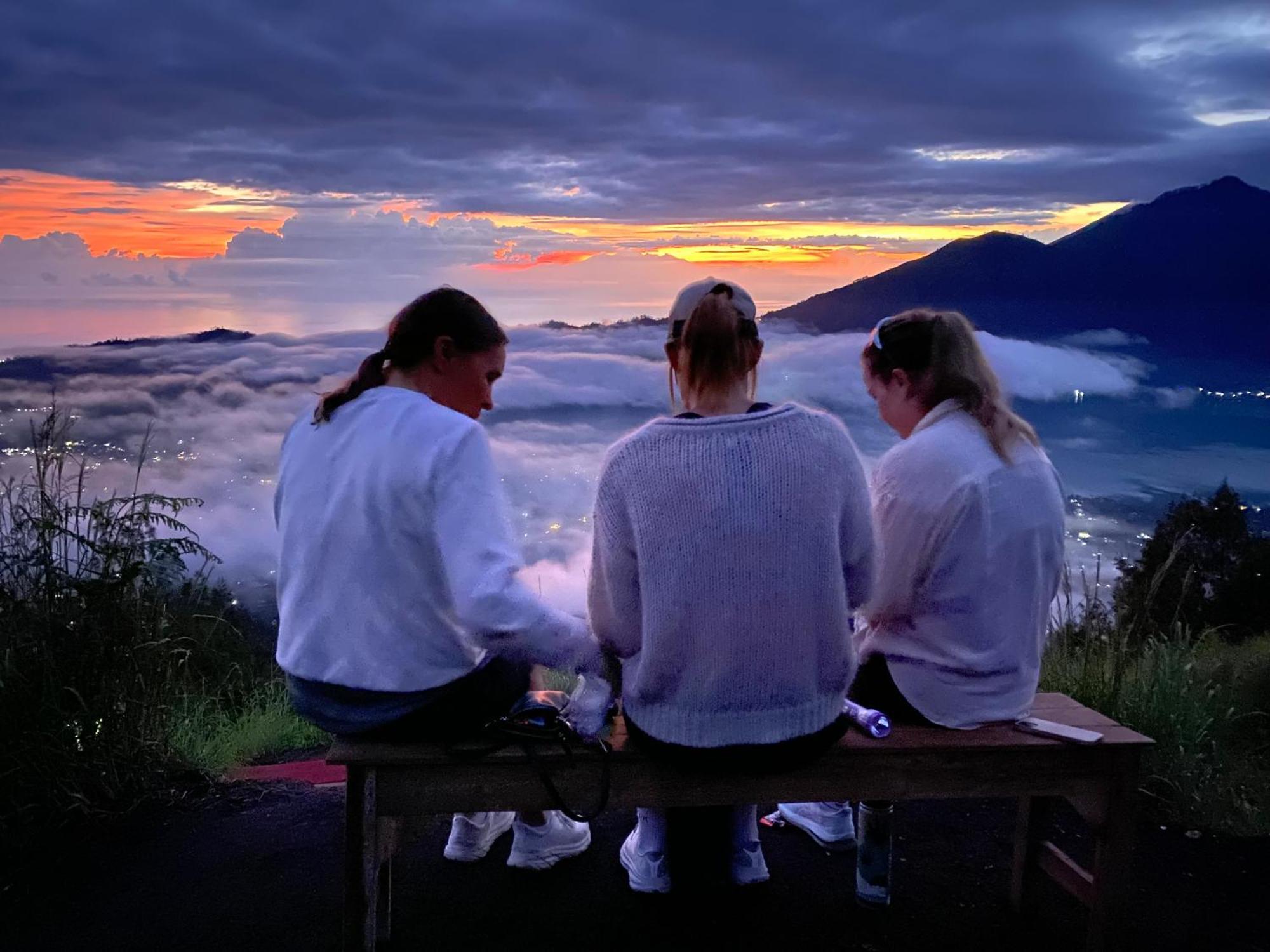 Ampik Batur With Private Hot Springs Bed and Breakfast Kubupenlokan Eksteriør billede